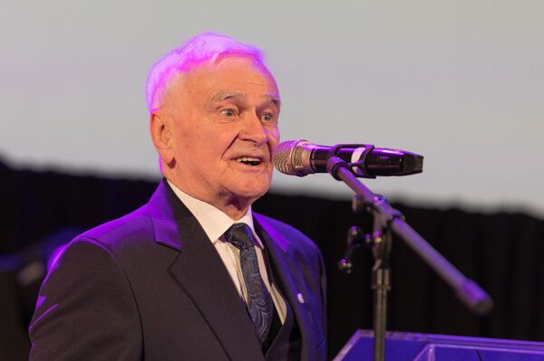 Тренер по хоккею Улдис Опитис Тренер по хоккею Улдис Опитис - Sputnik Латвия