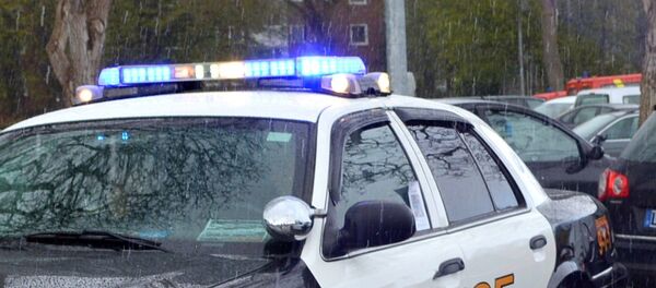 Полицейский автомобиль Полицейский автомобиль - Sputnik Latvija