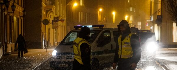 Акция в защиту русских школ в Риге, 14 декабря 2017 года Акция в защиту русских школ в Риге, 14 декабря 2017 года - Sputnik Latvija