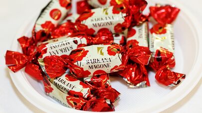 Конфеты Sarkanā Magone ("Красный мак") фабрики Laima