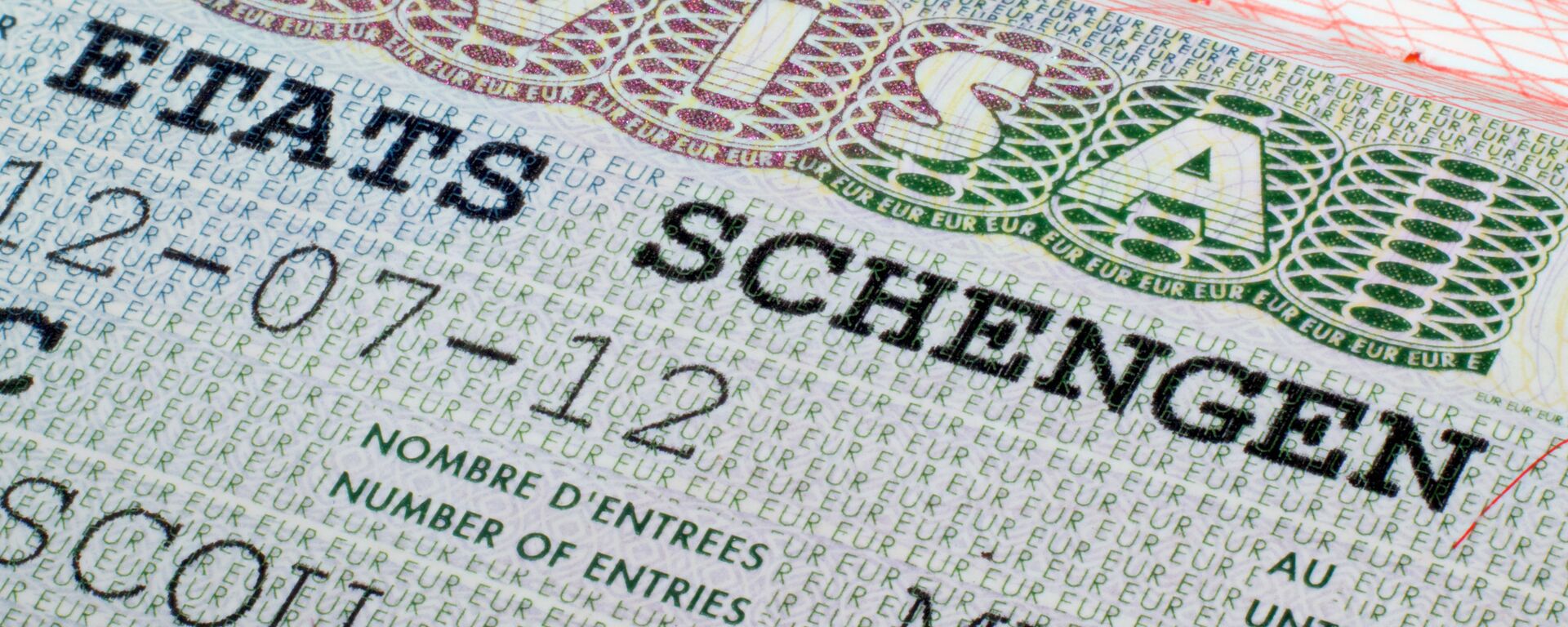 Шенгенская виза в паспорте - Sputnik Латвия, 1920, 07.11.2025