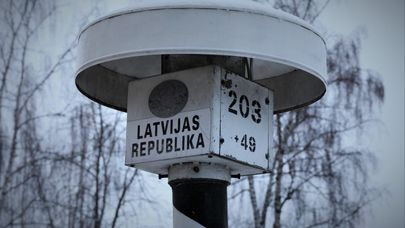 Пограничный столб на границе Латвия - Эстония