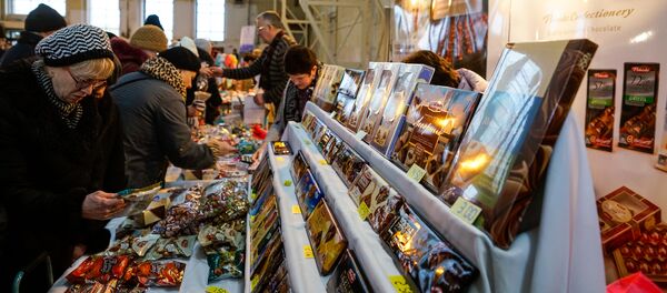 Шоколад от российской кондитерской фабрики Победа - Sputnik Латвия