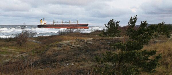 Сухогруз, севший на мель - Sputnik Латвия