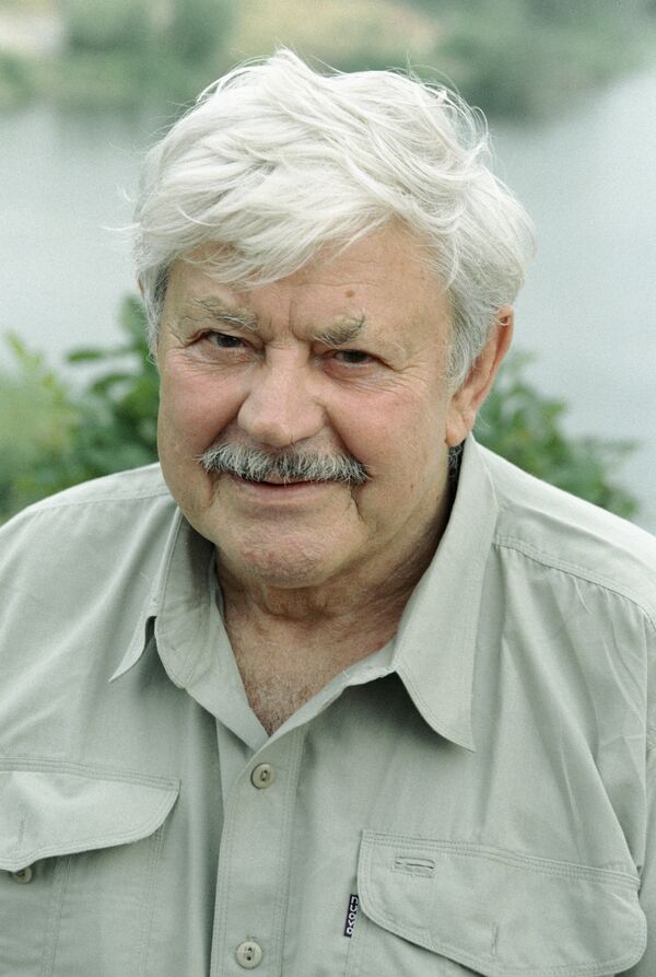 Донатас Банионис - Sputnik Латвия