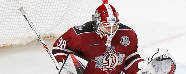 Вратарь рижского Динамо Янис Калниньш - Sputnik Латвия