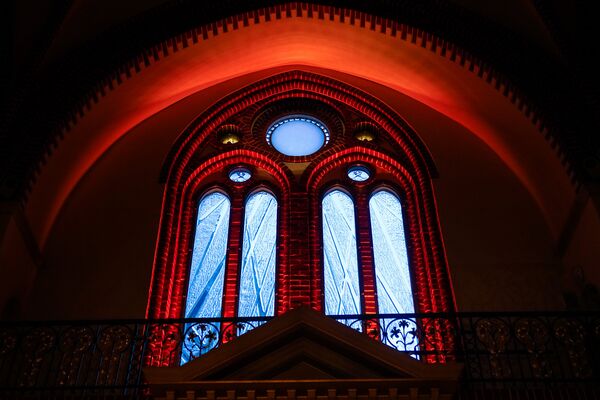 С пылом за свободную Латвию - витраж в Домском соборе, в память баррикад 1991 года - Sputnik Латвия