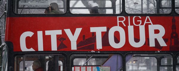 Экскурсионный автобус City Tour в Риге  - Sputnik Латвия