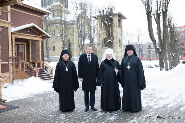 Президент Латвии Раймондс Вейонис нанес визит главе Латвийской православной церкви митрополиту Александру, 23 января 2018 года - Sputnik Латвия