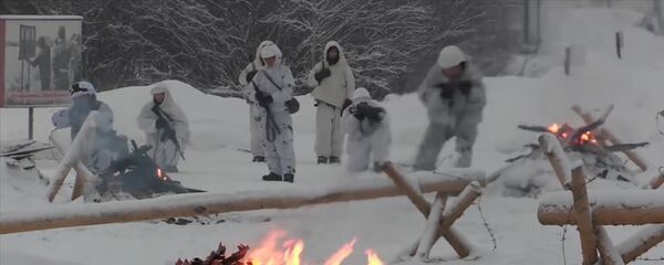 Учения морпехов Северного флота в условиях, близких к арктическим - Sputnik Латвия