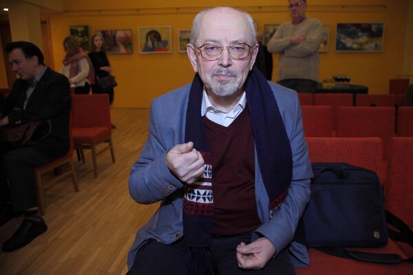 Анатолий Ракитянский - учредитель Национального союза библиофилов России - Sputnik Латвия