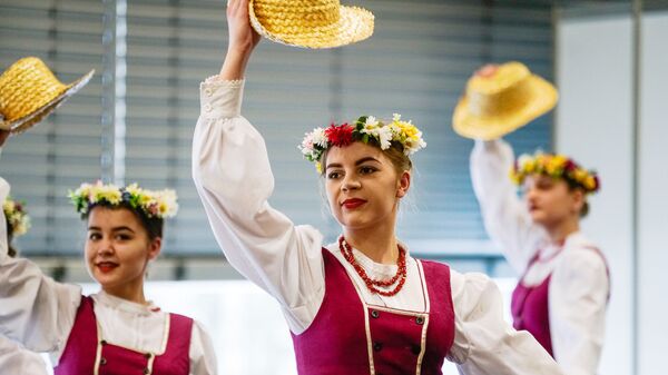 Выставка Adventur знакомит с возможностями туризма, культурным наследием, гастрономическим богатством и фольклором Литвы - Sputnik Латвия
