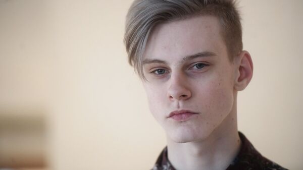 Ты супер!: новый голос Артема Семенова - Sputnik Латвия