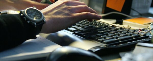 Работа за компьютером. Клавиатура - Sputnik Latvija