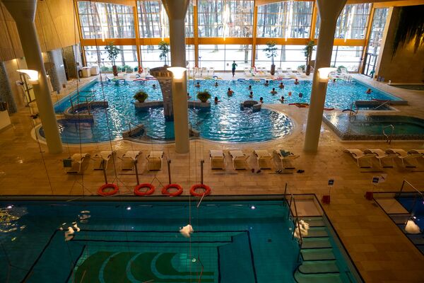 Оздоровительный комплекс бассейн и бань - Sputnik Латвия