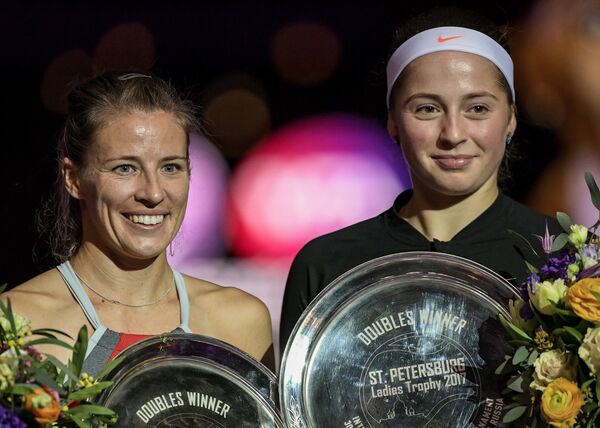 Признание и забвение в 22 года: история латвийской теннисистки Остапенко Признание и забвение в 22 года: история латвийской теннисистки Остапенко - Sputnik Латвия