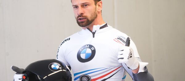 Латвийский скелетонист Мартинс Дукурс - Sputnik Latvija