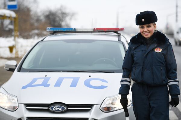 Инспектор Дорожно-патрульной службы - Sputnik Латвия