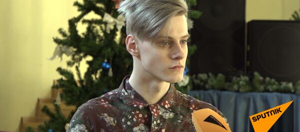 Участник Ты супер! из Латвии Артем Семенов: мне хватало любви - Sputnik Латвия