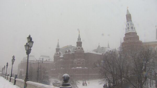 Рекордный снегопад в центральной части России - Sputnik Латвия