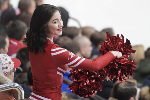 Go-Go, Girls! Beauty of Russian Cheerleaders - Sputnik Латвия