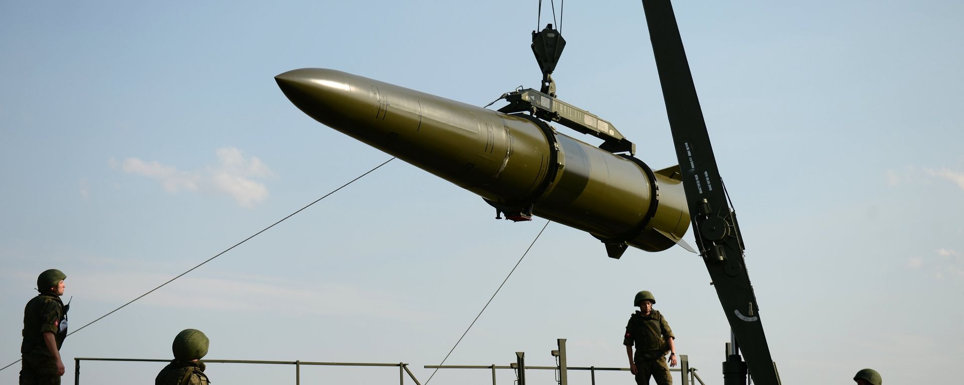 Развертывание оперативно-тактического ракетного комплекса Искандер-М - Sputnik Латвия, 1920, 22.10.2026