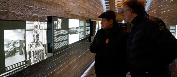 Обновленная экспозиция мемориала памяти жертв нацизма в Саласпилсе - Sputnik Латвия