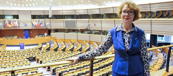 Яна Тоом в Европарламенте Яна Тоом в Европарламенте - Sputnik Latvija