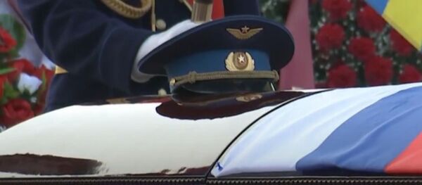 Церемония прощания с погибшим в Сирии летчиком Романом Филиповым - Sputnik Латвия