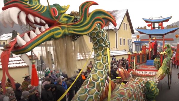Китайский карнавал в Баварии - Sputnik Latvija