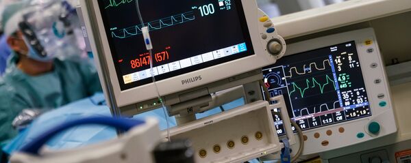 Операционная в больнице им. Паула Страдыня Операционная в больнице им. Паула Страдыня - Sputnik Latvija