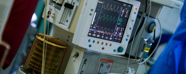 Операционная в больнице им. Паула Страдиня - Sputnik Латвия