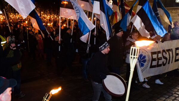Факельное шествие в Таллинне. - Sputnik Latvija