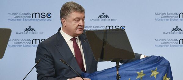 Ukrainas prezidents Petro Porošenko - Sputnik Latvija