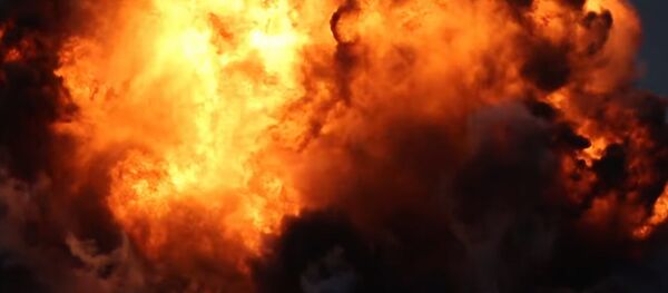 Применение ракетного и артиллерийского вооружения на Лужском полигоне - Sputnik Латвия