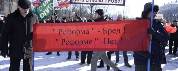 Pirmā maija krievu skolu aizstāvju demonstrācija Rīgā - Sputnik Latvija