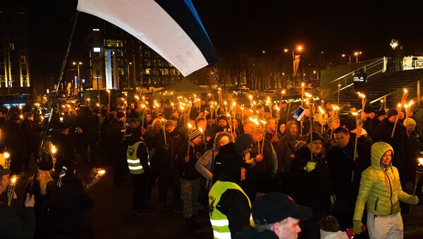 Факельное шествие в Таллине - Sputnik Latvija