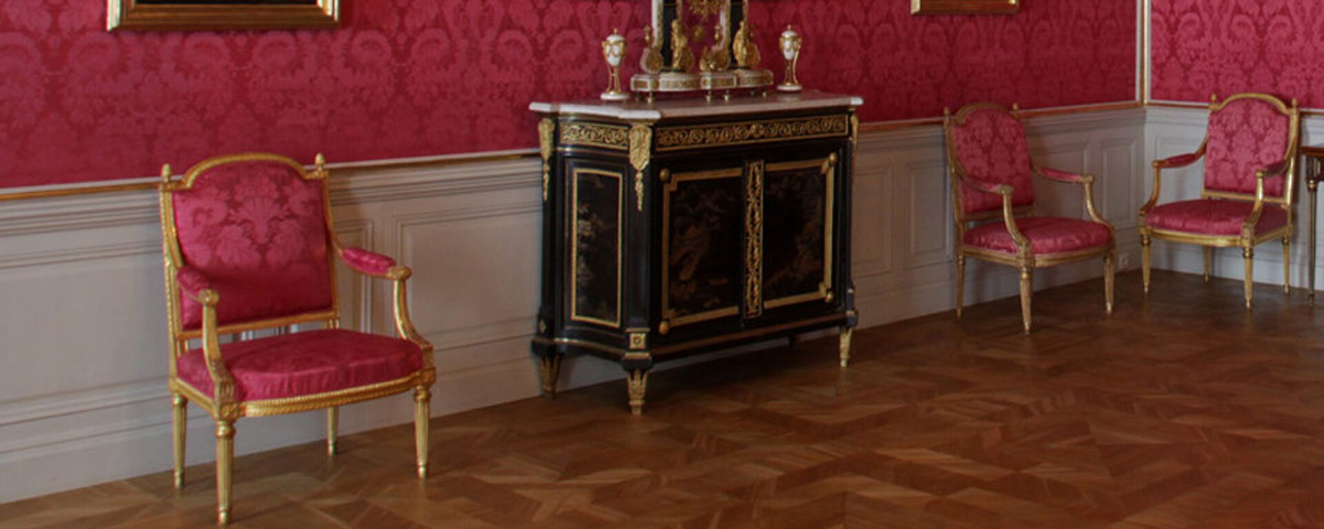 Мебель в Рундальском дворце - Sputnik Латвия, 1920, 24.05.2016