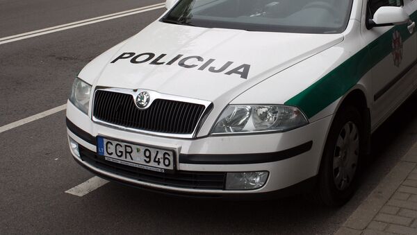 Полицейский автомобиль на улице Вильнюса - Sputnik Латвия