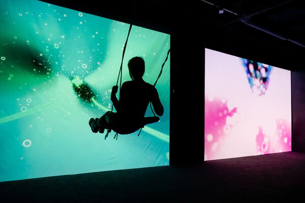 Незабываемые ощущения на качелях понравятся не только детям, но и взрослым Незабываемые ощущения на качелях понравятся не только детям, но и взрослым - Sputnik Латвия