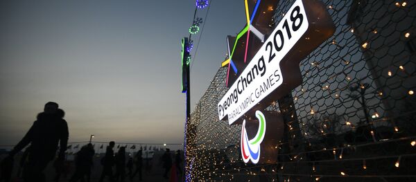 Символика Паралимпийских игр у Олимпийского стадиона в Пхенчхане Символика Паралимпийских игр у Олимпийского стадиона в Пхенчхане - Sputnik Latvija