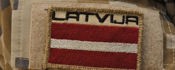 Нашивка на форме военного Латвии Нашивка на форме военного Латвии - Sputnik Латвия
