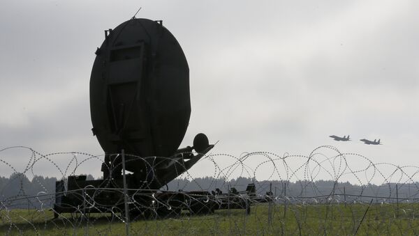 Latvijas armija saņēmusi daudzfunkcionālo radiolokatoru TPS-77 MRR - Sputnik Latvija