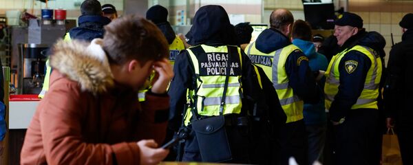 Policija Rīgā Policija Rīgā - Sputnik Latvija