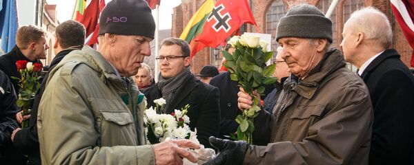 Марш легионеров СС в Риге Марш легионеров СС в Риге - Sputnik Latvija
