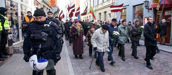 Марш легионеров СС в Риге - Sputnik Латвия
