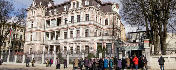 Krievijas pilsoņi balso ārvalstīs Krievijas pilsoņi balso ārvalstīs - Sputnik Latvija