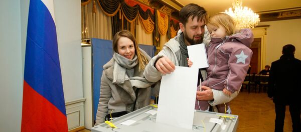 Последние проголосовавшие на выборах президента РФ в Латвии - Sputnik Латвия