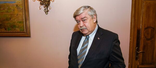 Посол РФ в Латвии Евгений Лукьянов - Sputnik Латвия