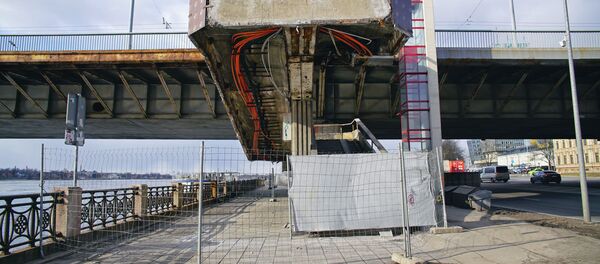 Вантовый мост в Риге перед ремонтом - Sputnik Латвия